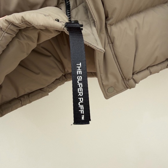 Aritzia Super Puff Short Puffer Jacket — Taupe Gray - Picture 6 of 6